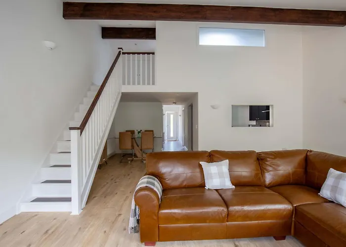 Aintree Cottage